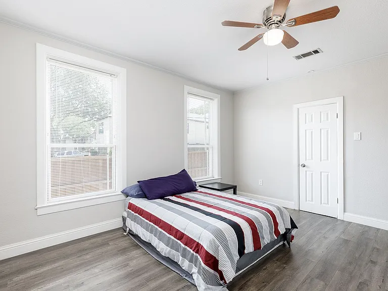 5702 Ellsworth Ave — Photo 14