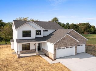 3720 Osprey Ct, Shiloh, IL 62221