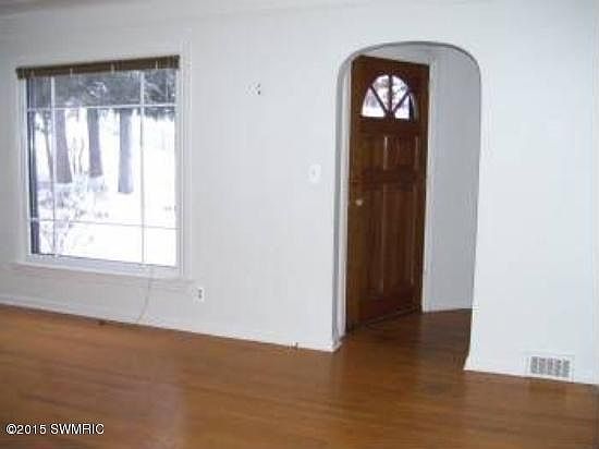 4th image of 1428 4th St NW