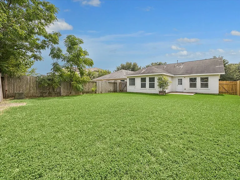 8022 Indian Desert Dr — Photo 18