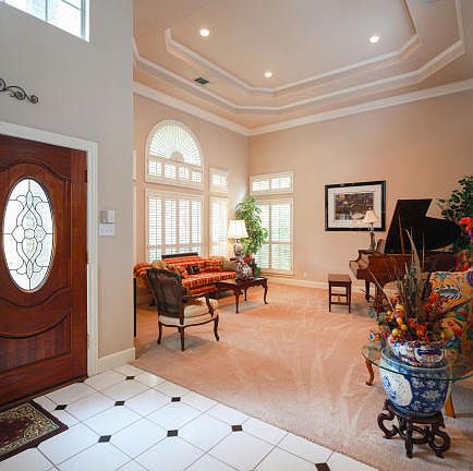 4th image of 2222 Fountain Way