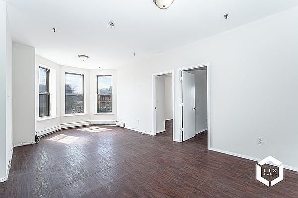 1st image of 439 5th Ave #3R