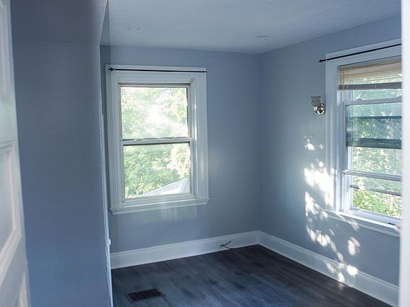5th image of 48 Oak St #2