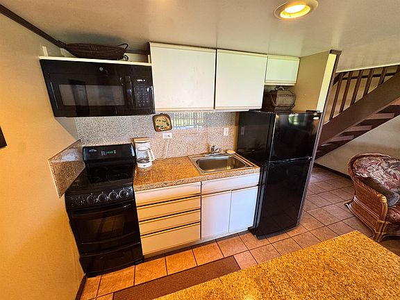 5th image of 255 Kepuhi Pl #2203