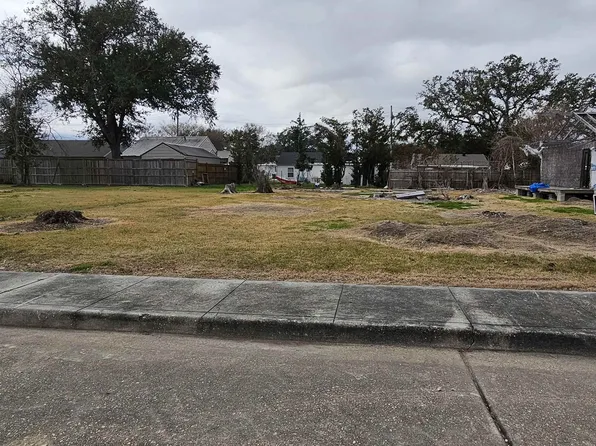 477 Gouaux Ave, Houma, LA 70364