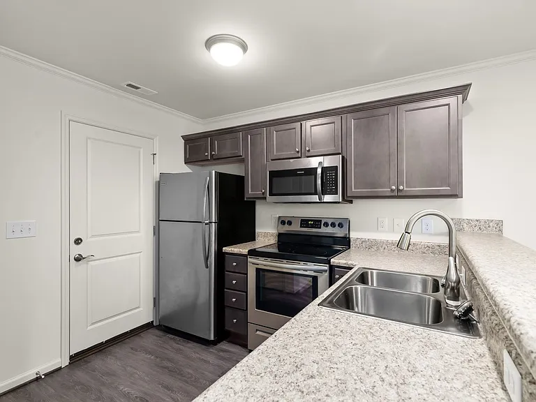 451 Sullivan Loop Rd — Photo 17