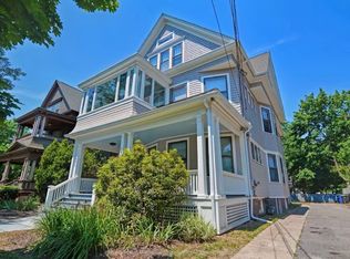 969 Elm St #2, New Haven, CT 06511