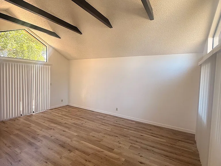 601 E Pine Ave #A — Photo 5