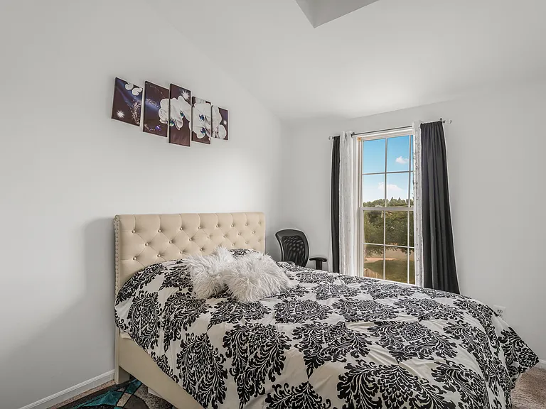 3355 Canton Ct — Photo 16