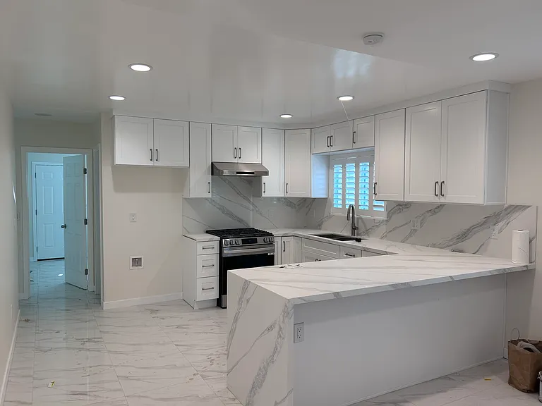 3243 Prospect Ave — Photo 12