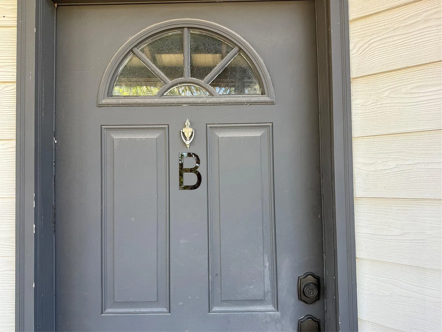 2 bed, 2.0 bath, 2166 sqft, $1,650 — Photo 2