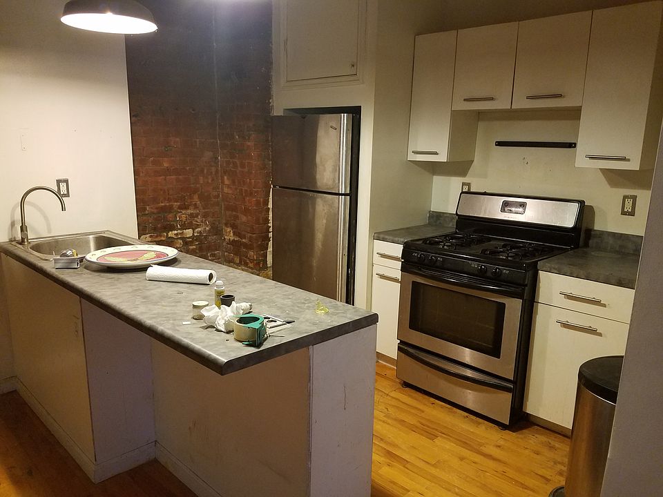 1st image of 956 Hancock St #1RZ