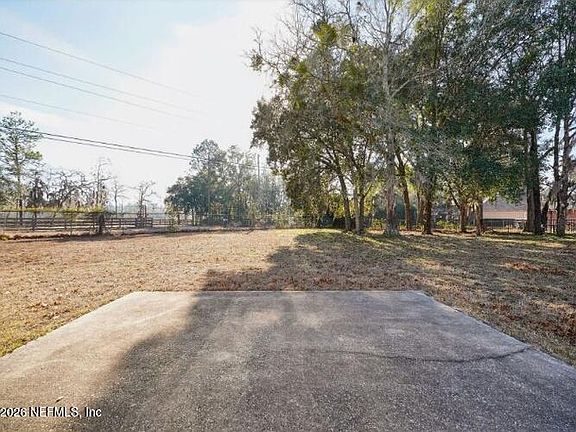 4th image of 3804 NATURE WALK Court