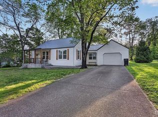 120 S Mountain St, Ironton, MO 63650