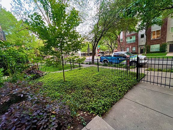 4th image of 4304 Holland Ave
