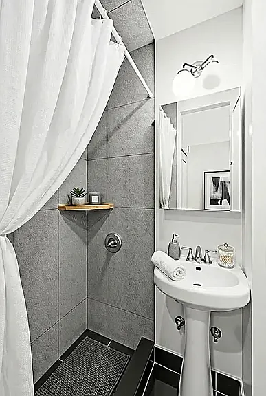 244 W 22nd St #2E — Photo 6