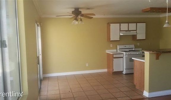 Dining Room - Kitchen