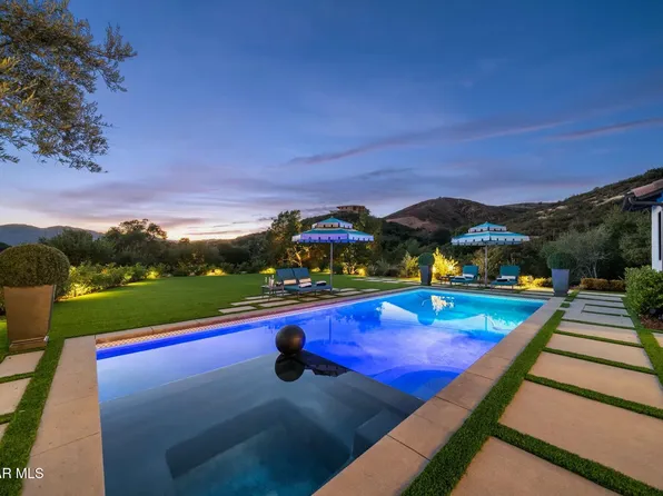 2691 Country Ridge Rd, Calabasas, CA 91302