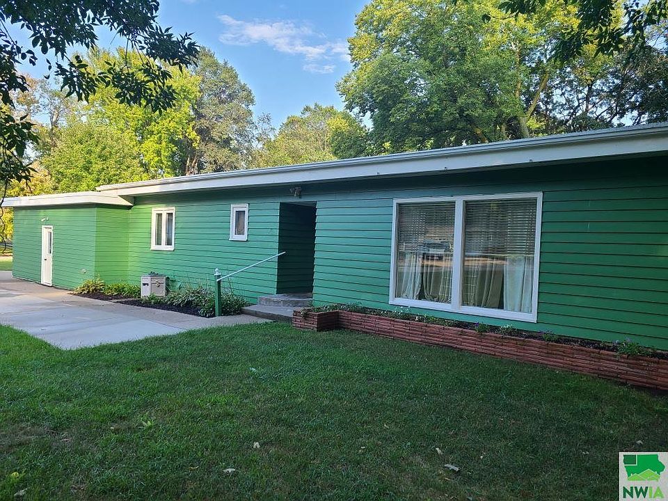 1st image of 3728 Elmdale Ave