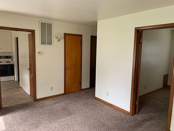 3rd image of 1020-1030 E 12th St