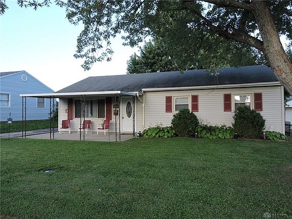 3rd image of 2520 Barryknoll St
