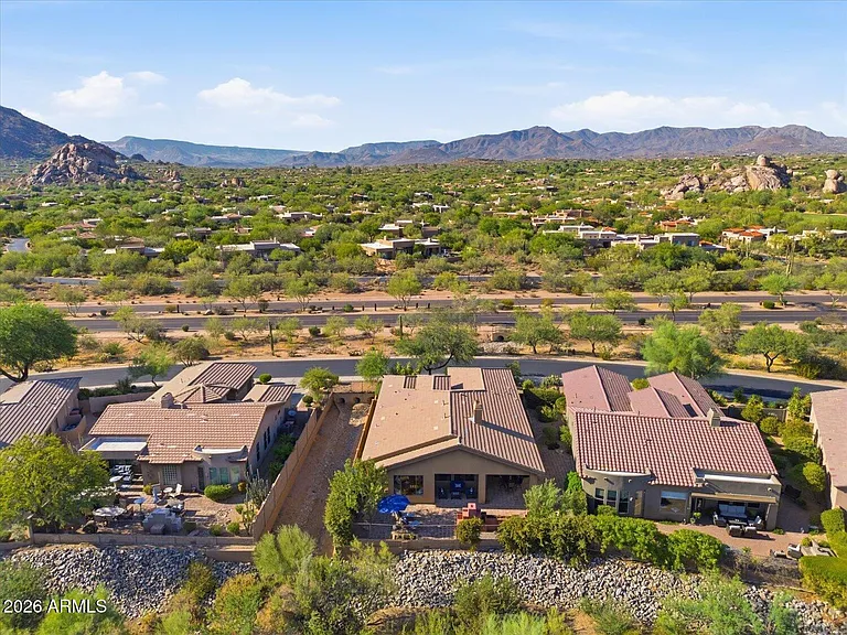 7427 E Evening Glow Dr — Photo 32