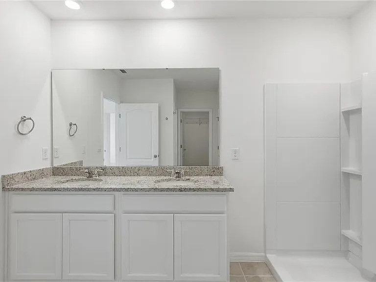 1433 Princess Tree Ct — Photo 17