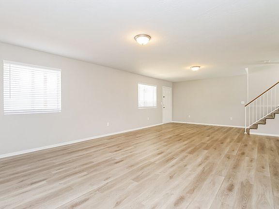 5th image of 4514 E Scott Ave
