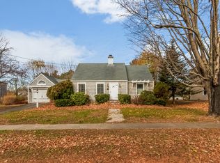 14 Moulton Rd, Hampton, NH 03842