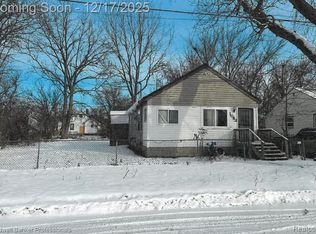1082 W Juliah Ave, Flint, MI 48505