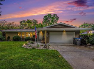 54105 Laguna Dr, Bristol, IN 46507