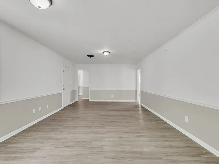 207 Hancock St — Photo 8
