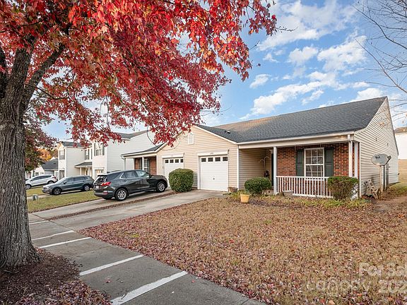 3rd image of 6400 Ziegler Ln