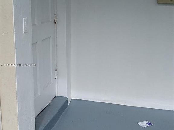 4th image of 1855 Cleveland St APT A