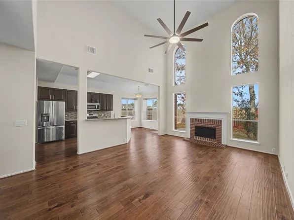 1611 Brazos Gate Dr, Richmond, TX 77469