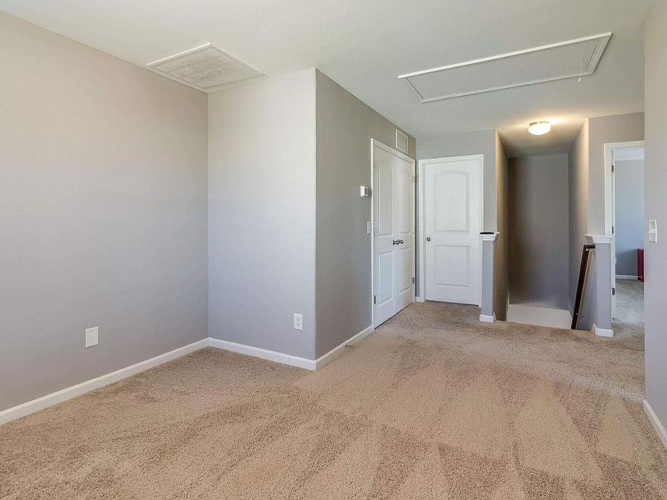 1st image of 5211 Merlin Dr