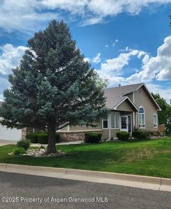 192 S Ridge Ct, Parachute, CO, 81635