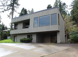 2164 McLean Blvd, Eugene, OR 97405