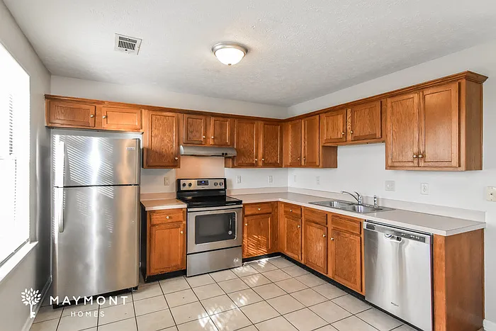 6355 Sandy Ridge Curv — Photo 5