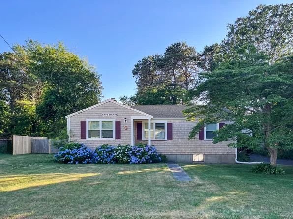 35 Elton Road, West Yarmouth, MA 02673