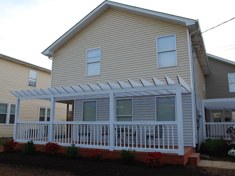 1st image of 1209 Crescent Ave #B