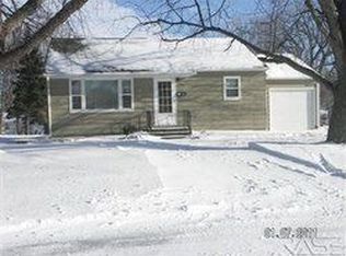 1000 Service Dr, Luverne, MN 56156