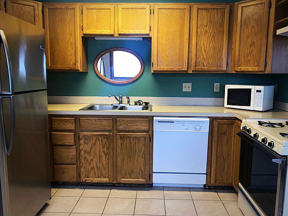 3rd image of 342 Chugach Dr APT 3