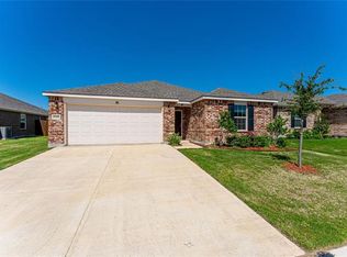 6145 Misty Breeze Dr, Fort Worth, TX 76179