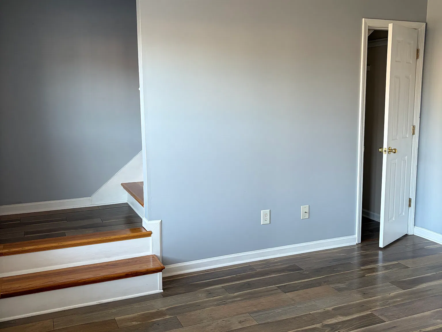 2 bed, 1.5 bath, 1100 sqft, $1,250 — Photo 3