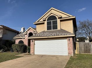 2207 Bennington Dr, Arlington, TX 76018