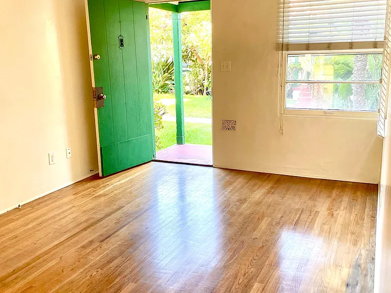 4851 Brighton Ave #H — Photo 20