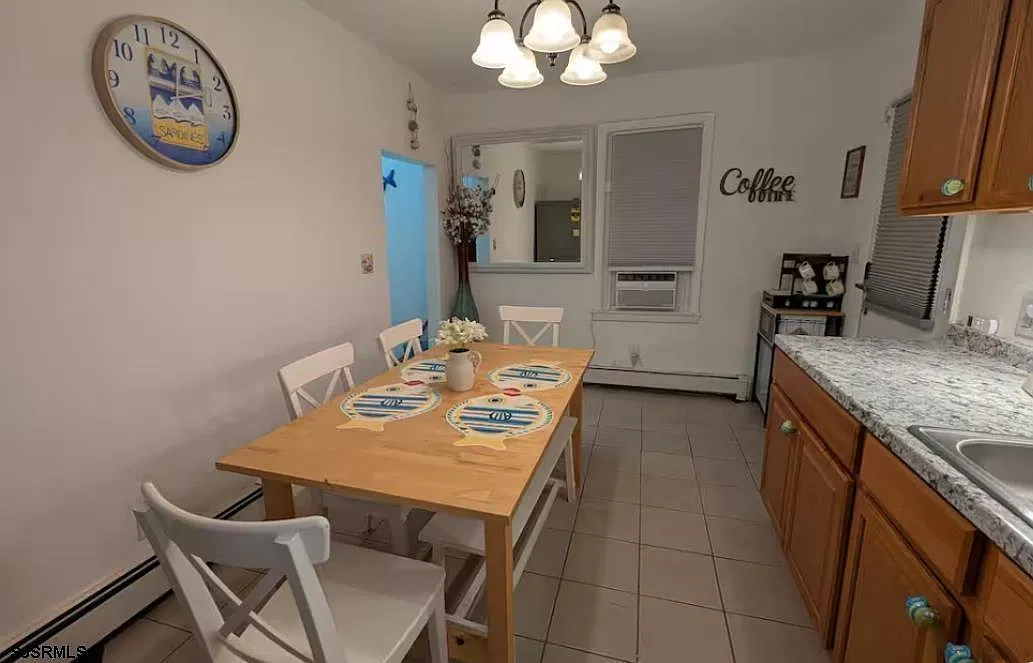3 bed, 2.0 bath, $2,400 — Photo 4
