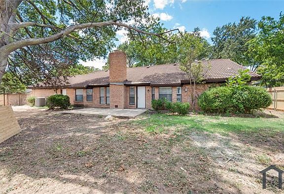 2nd image of 4317 Plantation Dr #0