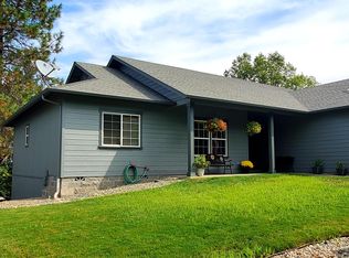 226 Sapphire Ct, Grants Pass, OR 97527